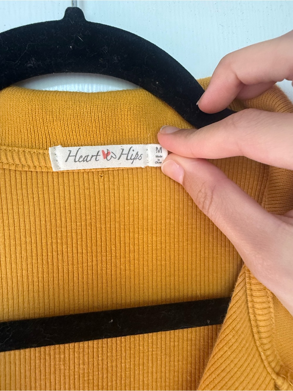 Heart Hips Ribbed dress in Mustard